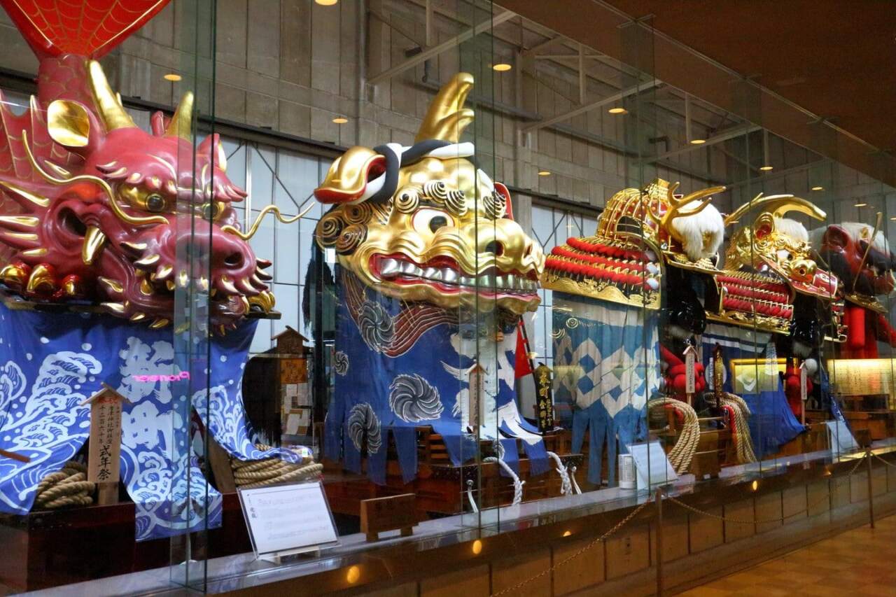 曳山展示場與唐津燒體驗