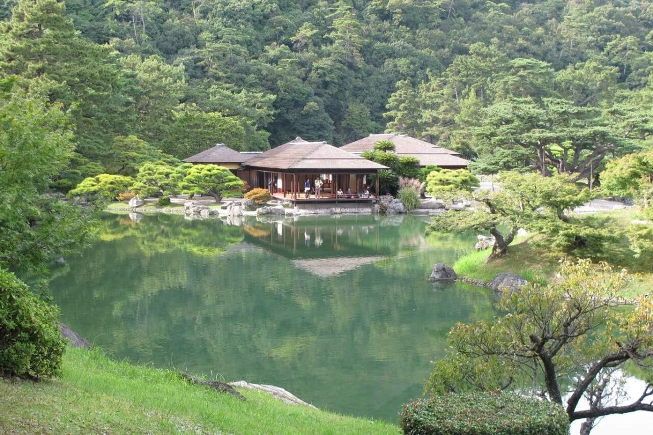栗林公園南湖與掬月亭