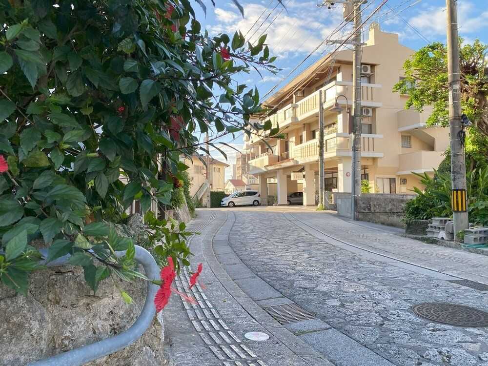 壺屋やちむん通り