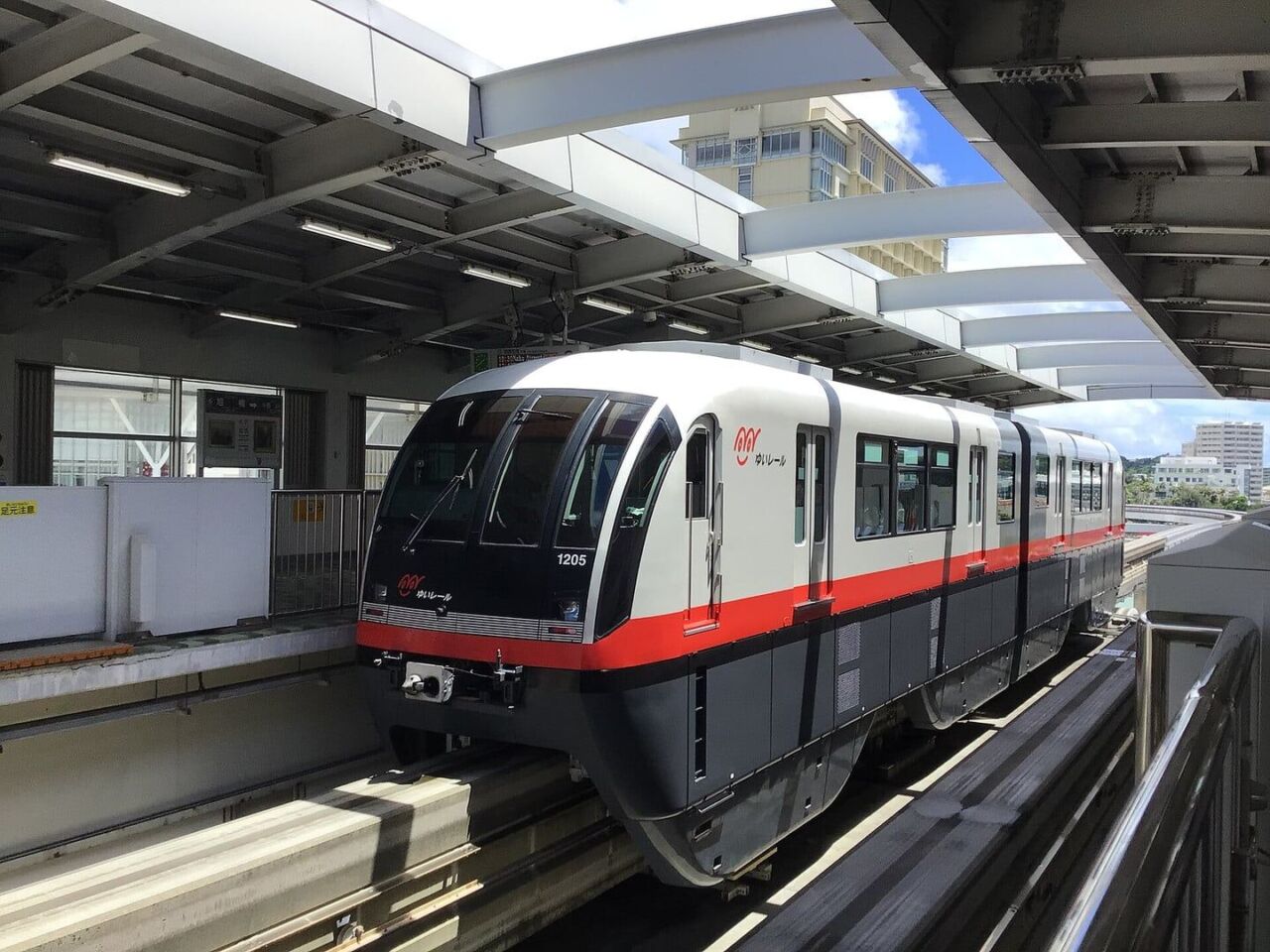 沖繩都市單軌電車
