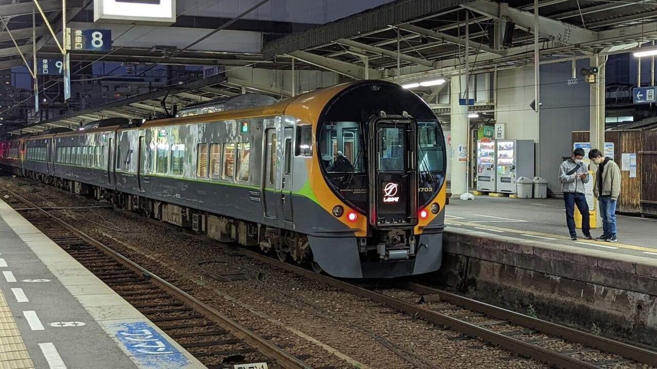 高松到松山的JR特急