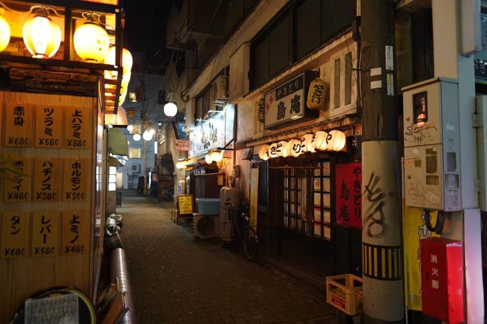 It's like stepping back in time... Introducing the deep back alleys and  side streets of Tokushima! The owners are full of humanity, and the bars  are famous for their “Showa-era” atmosphere. |