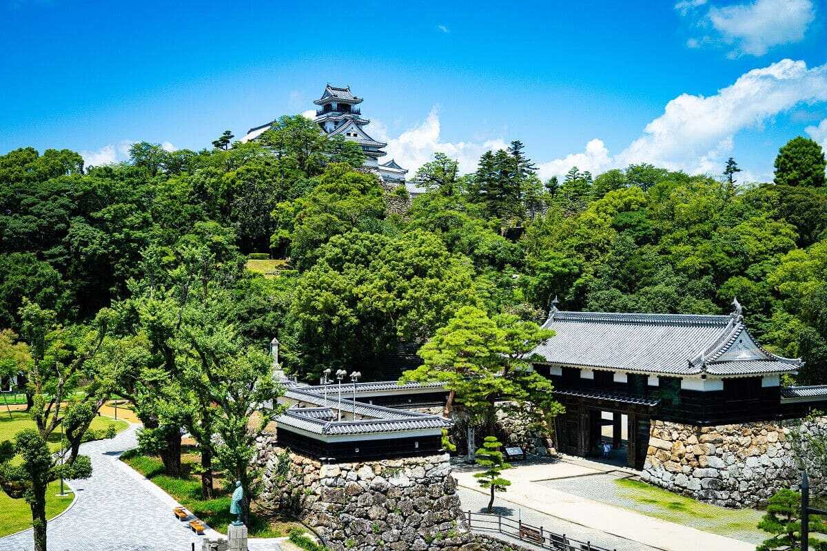 城門與天守同框