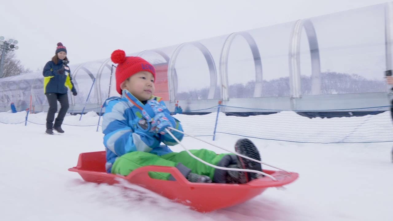 雪上遊樂園