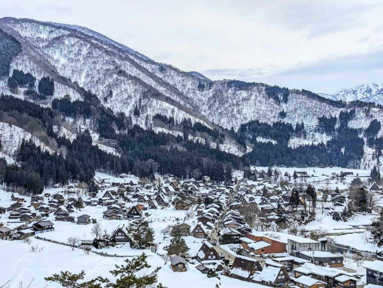 妙高高原住宿攻略2026：赤倉周邊12間滑雪住宿推薦、包棟與旅館怎麼選