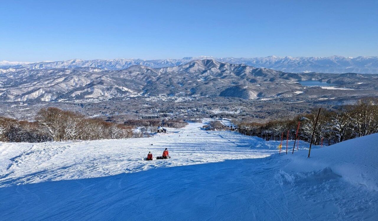 池之平溫泉阿爾卑斯布里克滑雪場