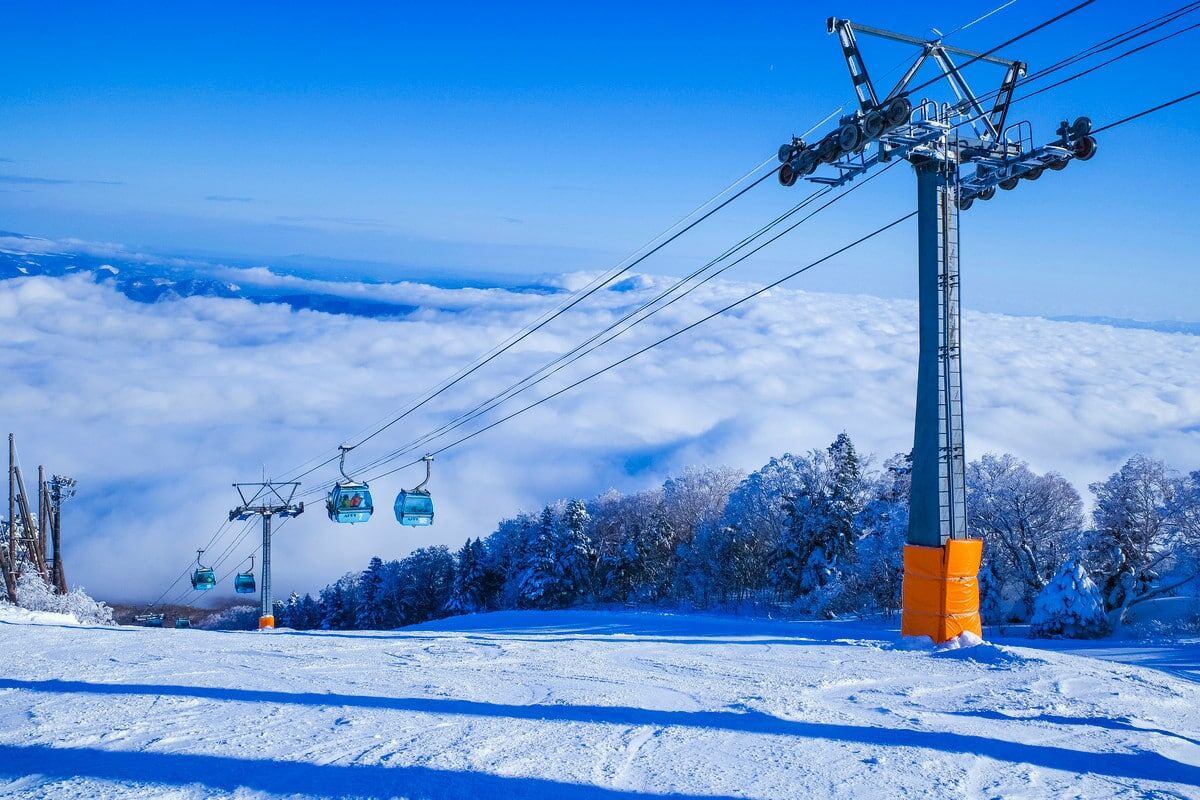 Enjoy a Large-Scale Ski Slope! Introducing the Charms of the Appi Kogen Ski  Resort! | WAmazing Snow