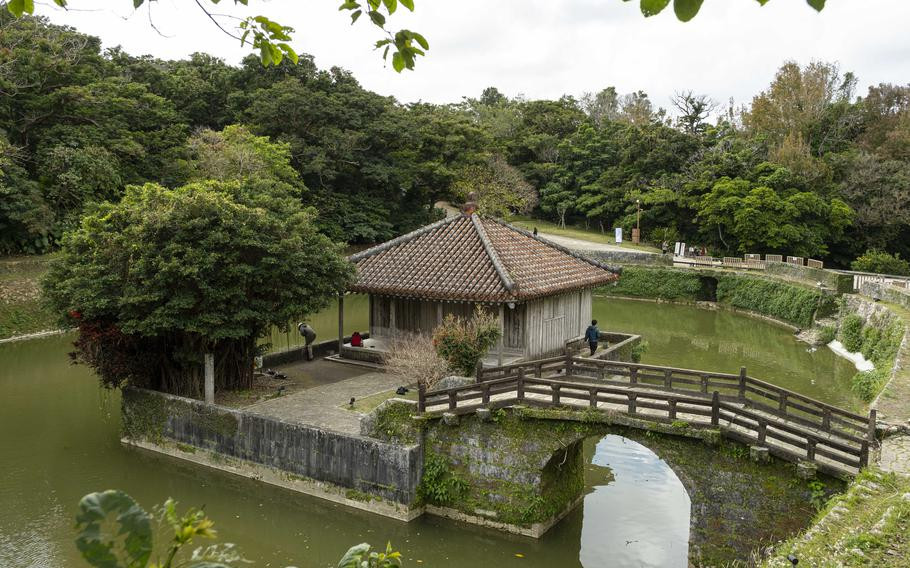 圓鑑池與弁財天堂