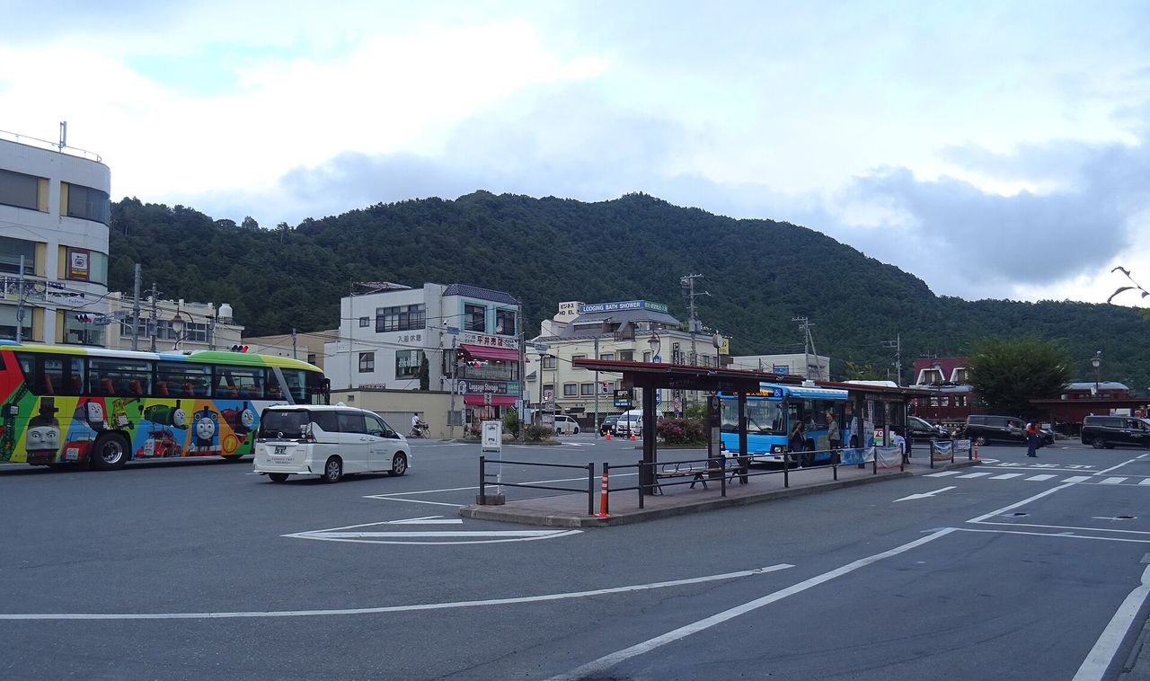 河口湖小鎮街區:伴手禮與美食順遊
