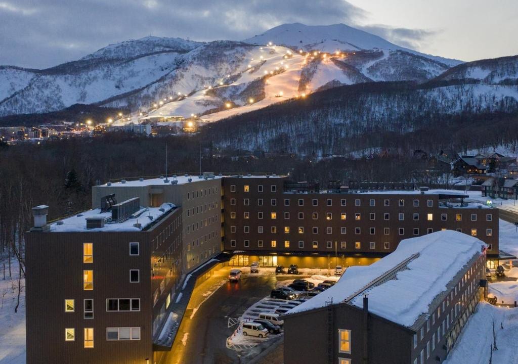 中城二世古 Midtown Niseko（現為 Mercure Niseko Resort）