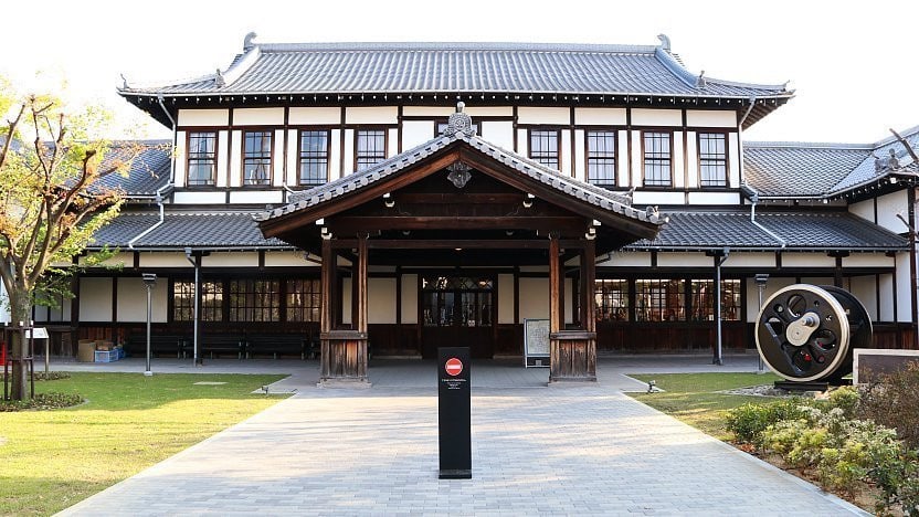 京都鐵道博物館攻略2026｜門票、交通、SL蒸汽火車與運轉模擬器完整指南