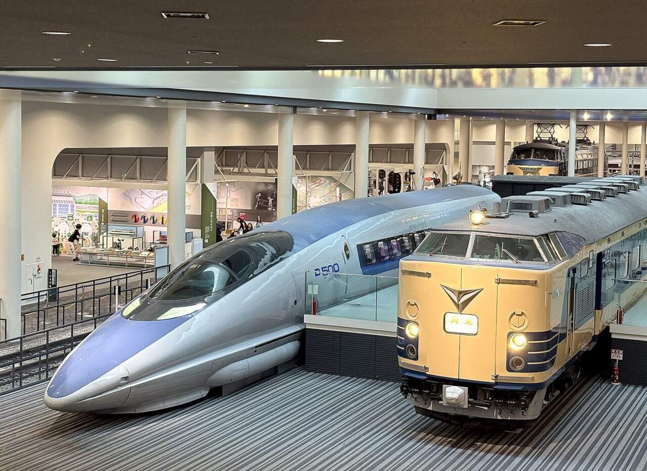 本館1樓實車展示區