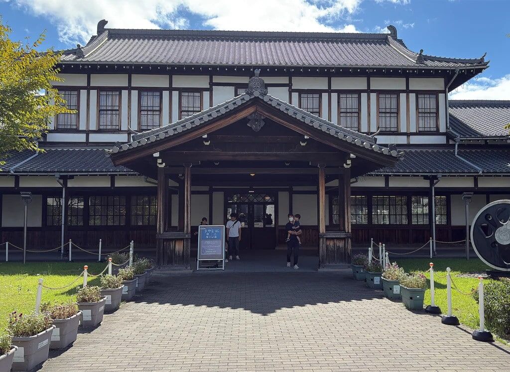 舊二条站舍博物館商店