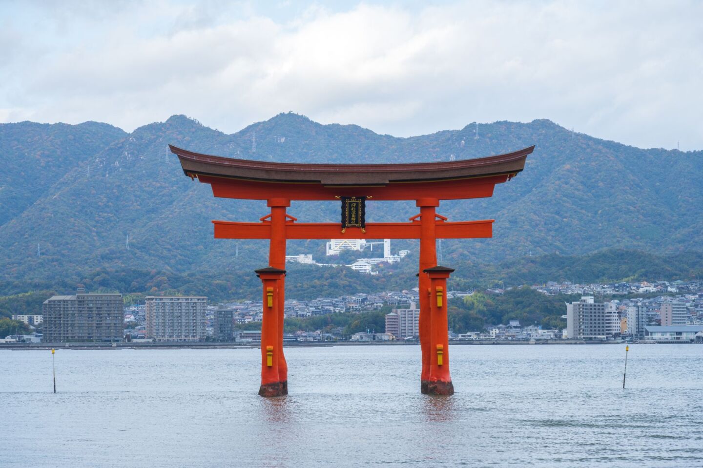 宮島賞楓紅葉攻略2026：紅葉谷公園、嚴島神社與彌山纜車賞楓景點交通全指南