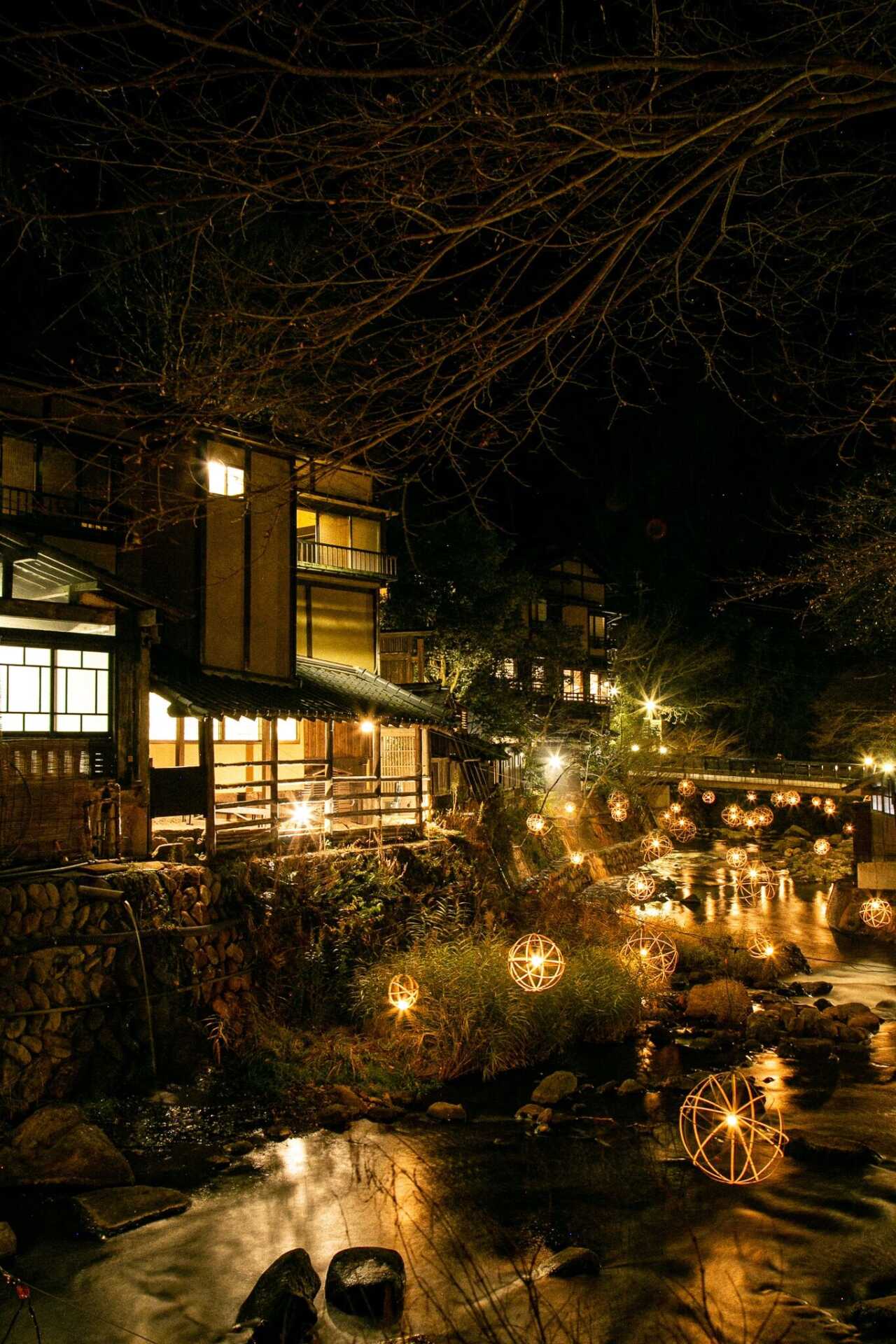 湯明竹燈祭