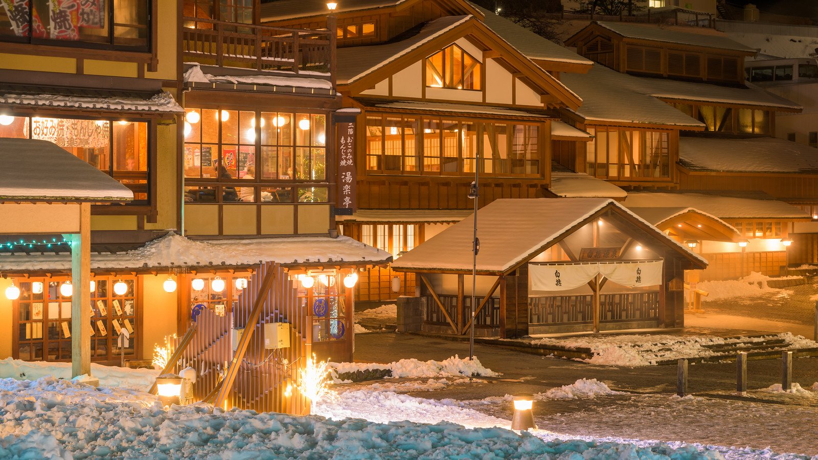 草津溫泉住宿推薦2026：湯畑周邊旅館15間比較、冬季雪景與訂房重點