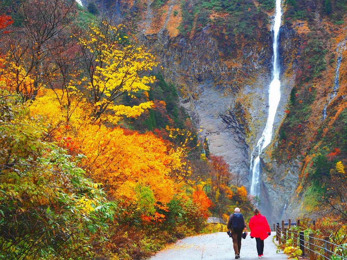 Shomyo Falls