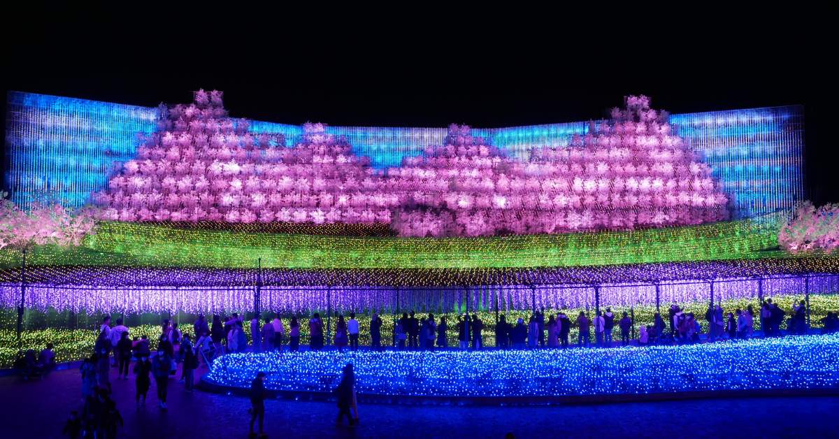 The Hana Kairo tunnel of light
