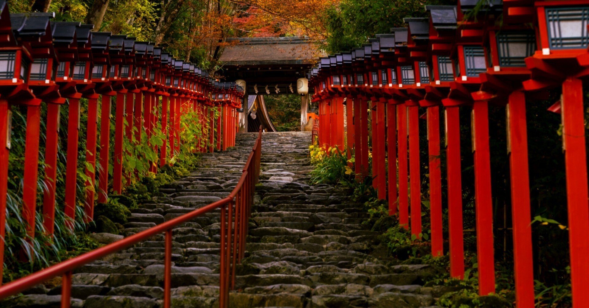 2026貴船神社攻略：水占卜與夏季川床全解析，交通、參拜與流水麵完整指南