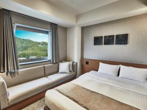 One Station Hotel Kumamoto -DLIGHT LIFE & HOTELS-
