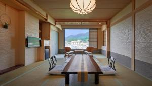 油屋燈千 Aburaya Tousen