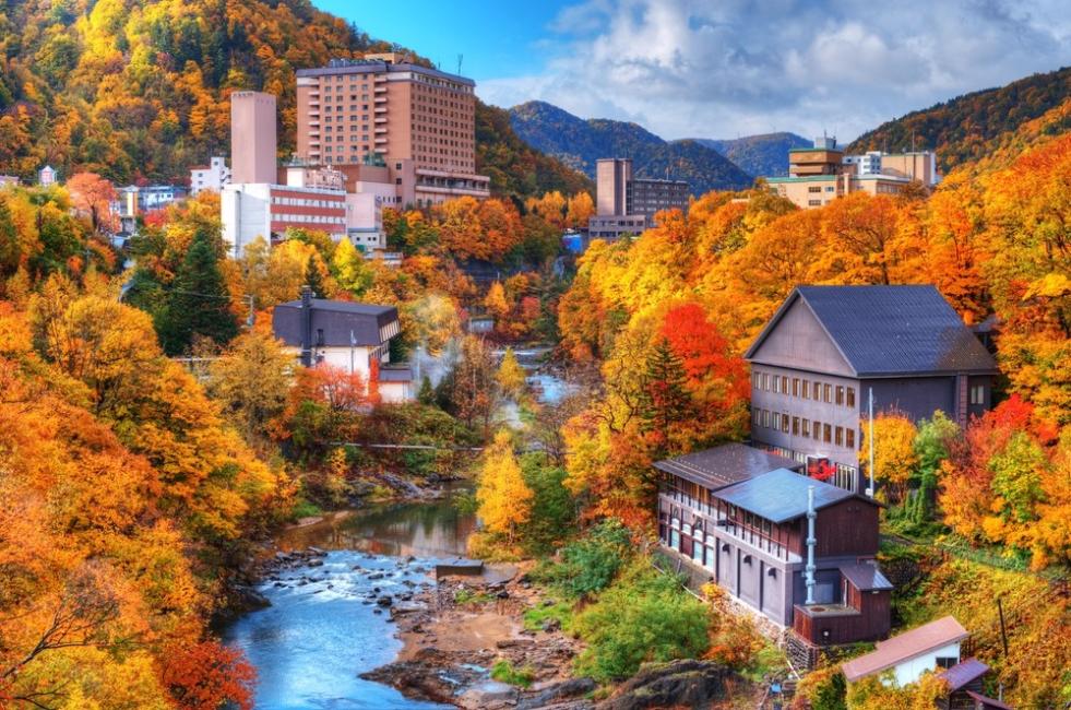 北海道 札幌一日遊 |札幌啤酒博物館 白色戀人公園 定山溪溫泉 頭大佛殿 海鮮市場|中英文導遊